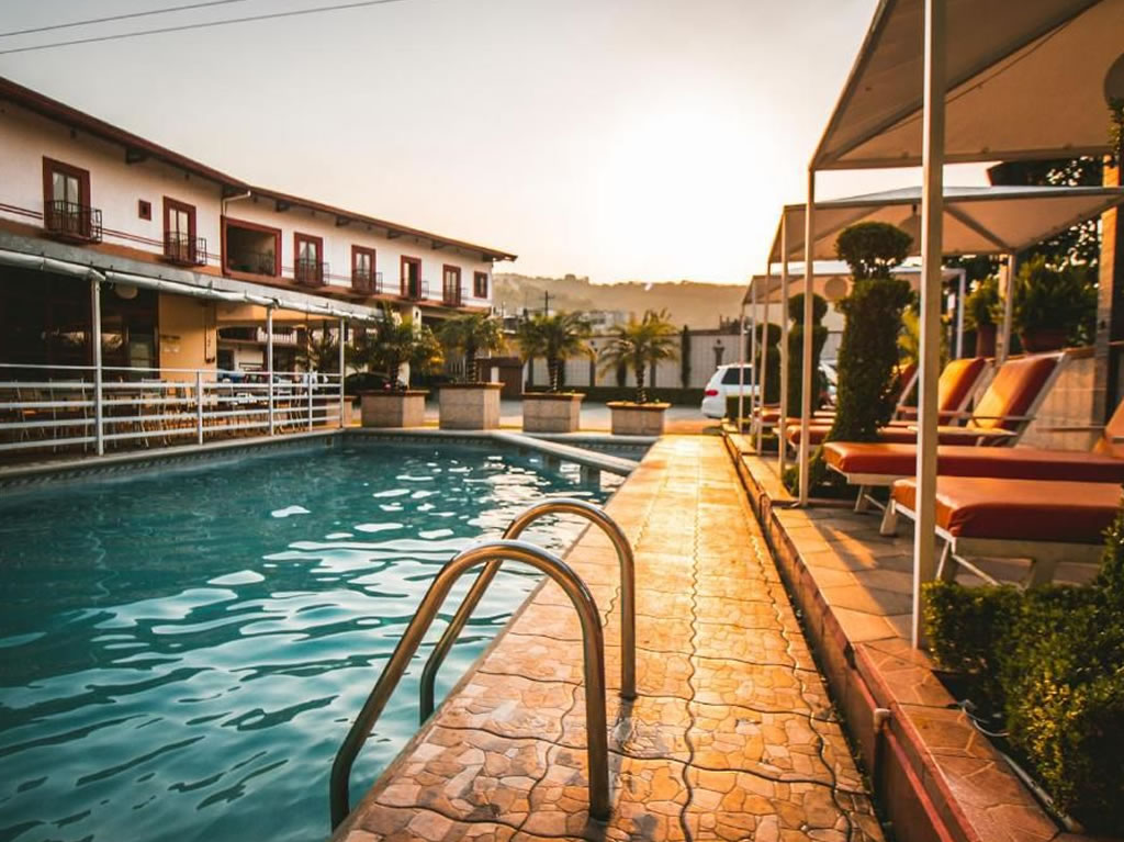 Hotel & Suites Posada Molina